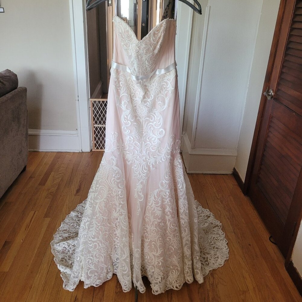 Watters Bride Pink Wedding Dress, Size 10